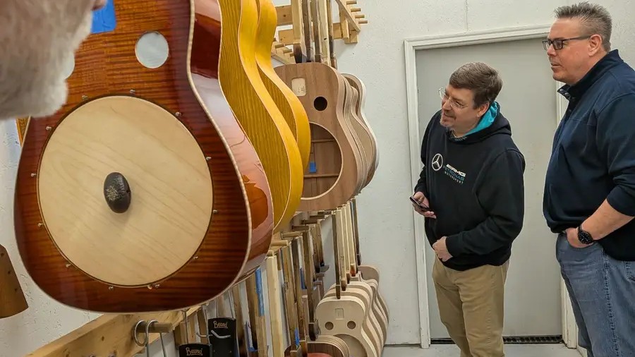 DMV Local Looth Trip To Beard Guitars and Rockwell Brewery